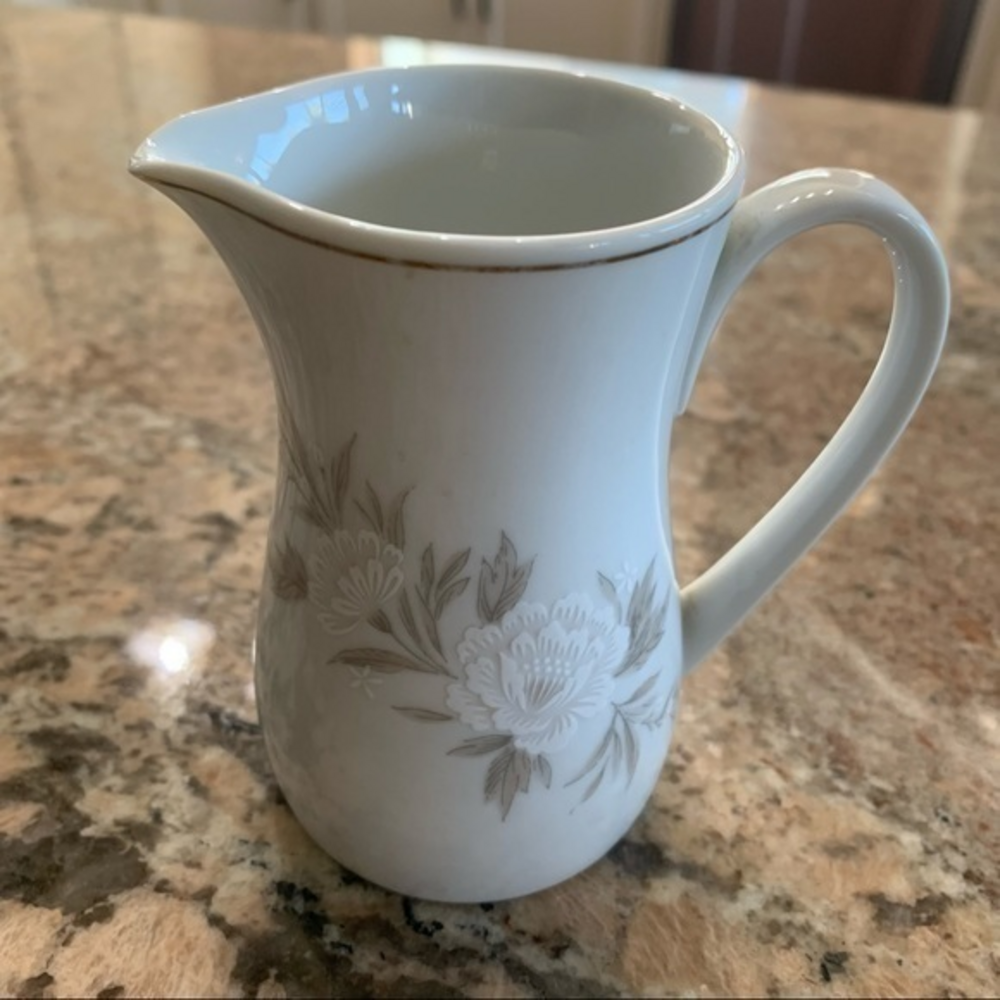 Noritake‎ China Creamer BELDA 6342 Pattern